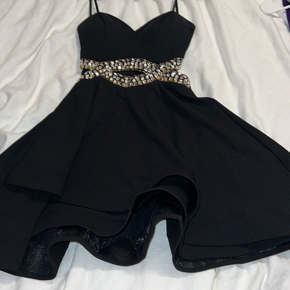 black formal dress - Picture 1 of 3